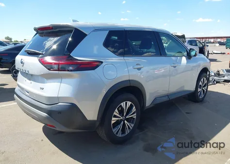 2021 Nissan Rogue Sv Fwd z USA, uszkodzony, nr VIN 5N1AT3BA7MC778587